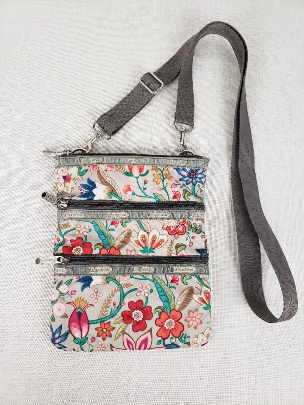 LeSportSac Mini Triple Zip Crossbody Purse Multicolor Floral Lightweight Vintage